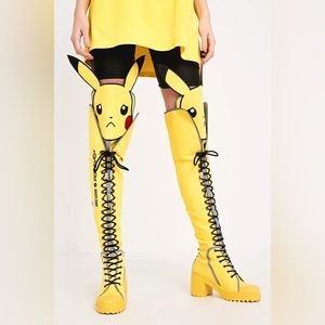 GCDS Pikachu boots